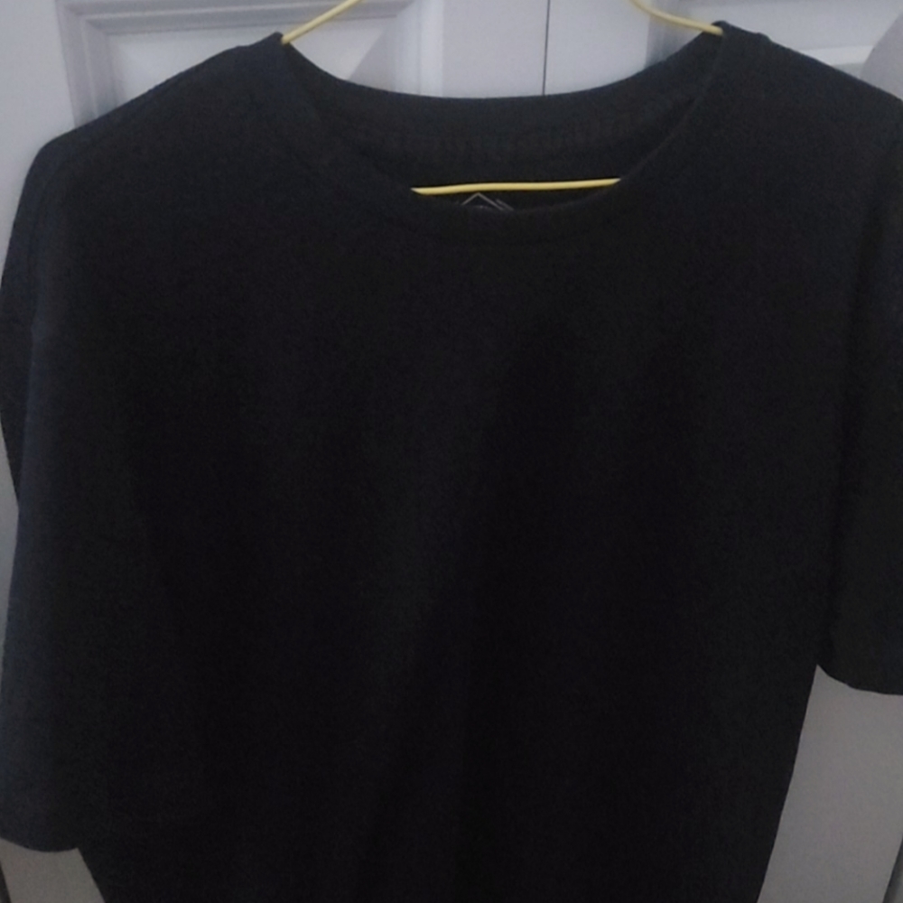 St. John's Bay Black T-Shirt - Size L